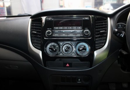2015 Mitsubishi Triton 2.5 MEGA CAB (ปี 14-19) GLX Pickup
