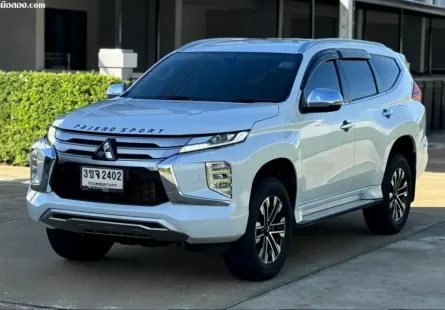 รถมือสอง.COM » Mitsubishi PAJERO SPORT 2.4 GT ดีเซล AT สีขาวมุก รุ่น TOP (2WD) ปี 2020